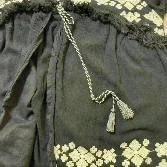 Mossimo Women’s Black White Embroidered Tassel Tie Jacket Wearable Art Size L - Picture 10 of 11